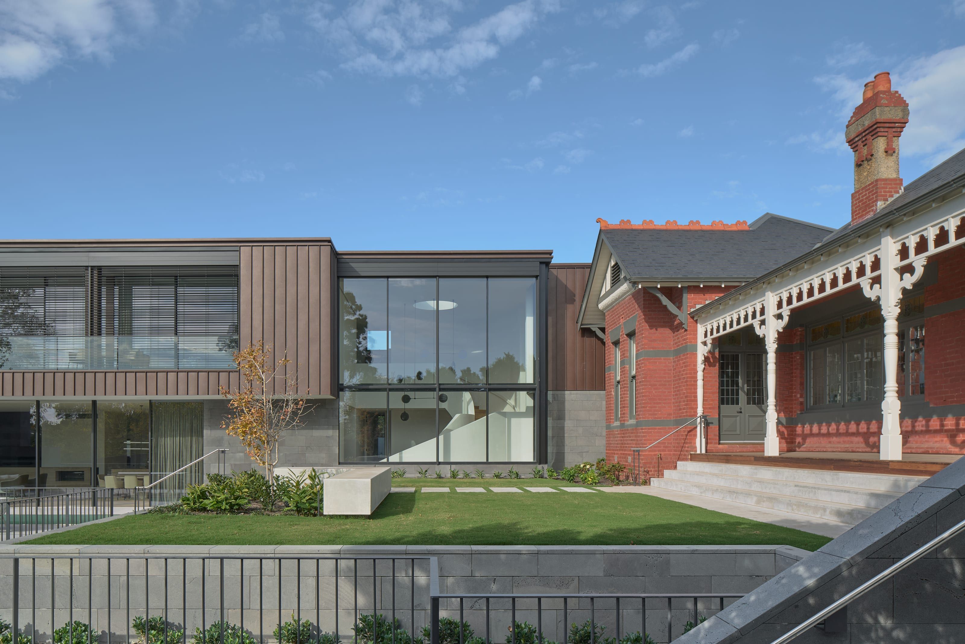 The restored c1900 frontage of Cranston House beside its contemporary rear extension